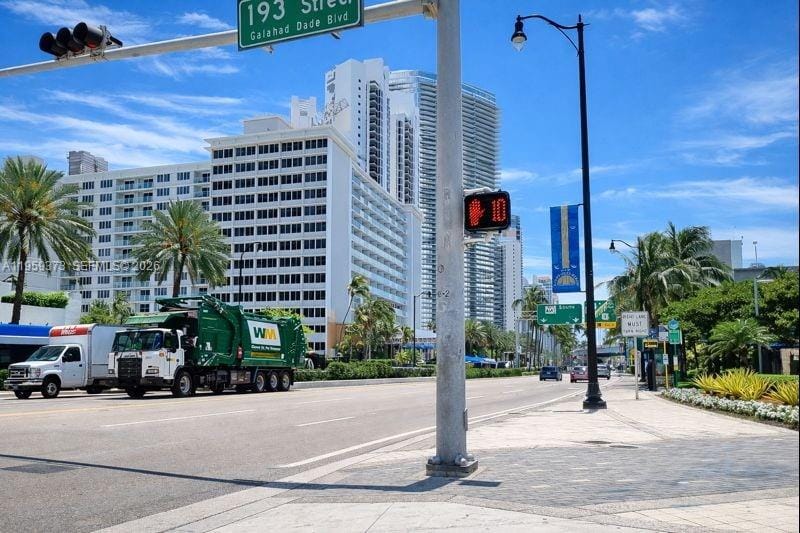 19201 Collins Avenue 707 — photo 9