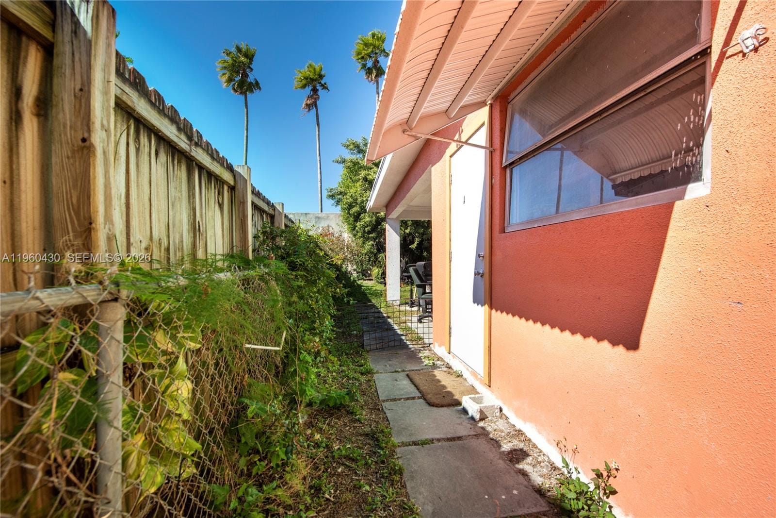 600 SW 11th Avenue, Hallandale Beach, FL 33009 photo 20
