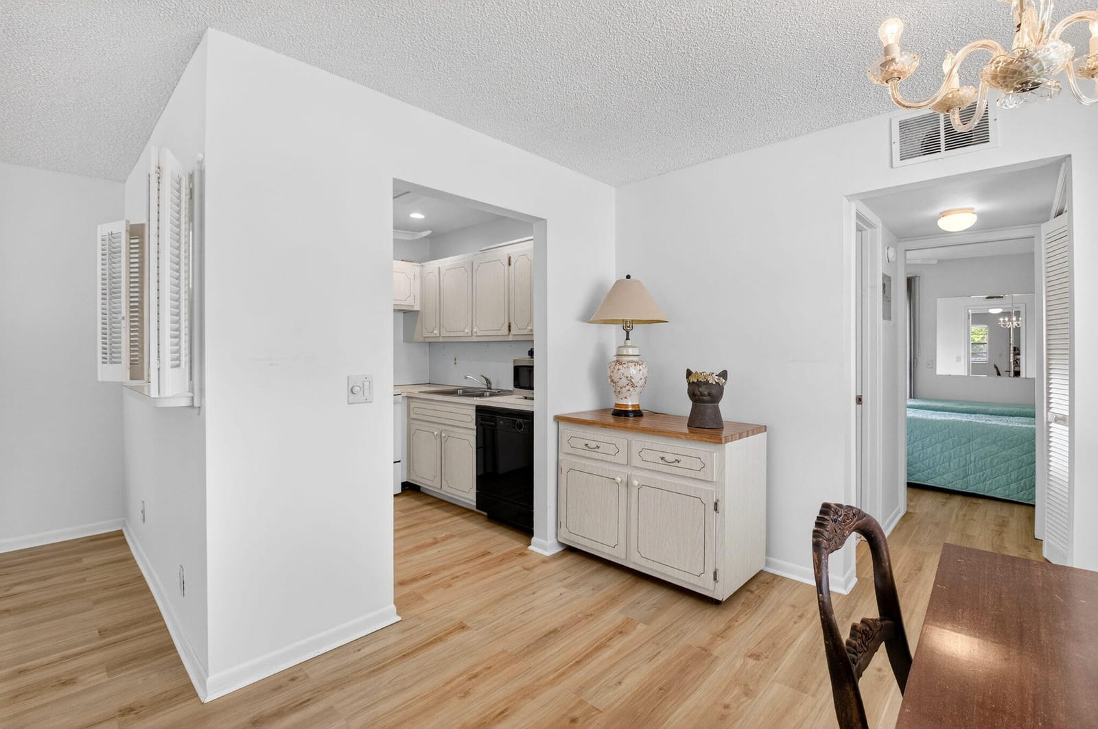 480 Horizon W 205, Boynton Beach, FL 33435 photo 16