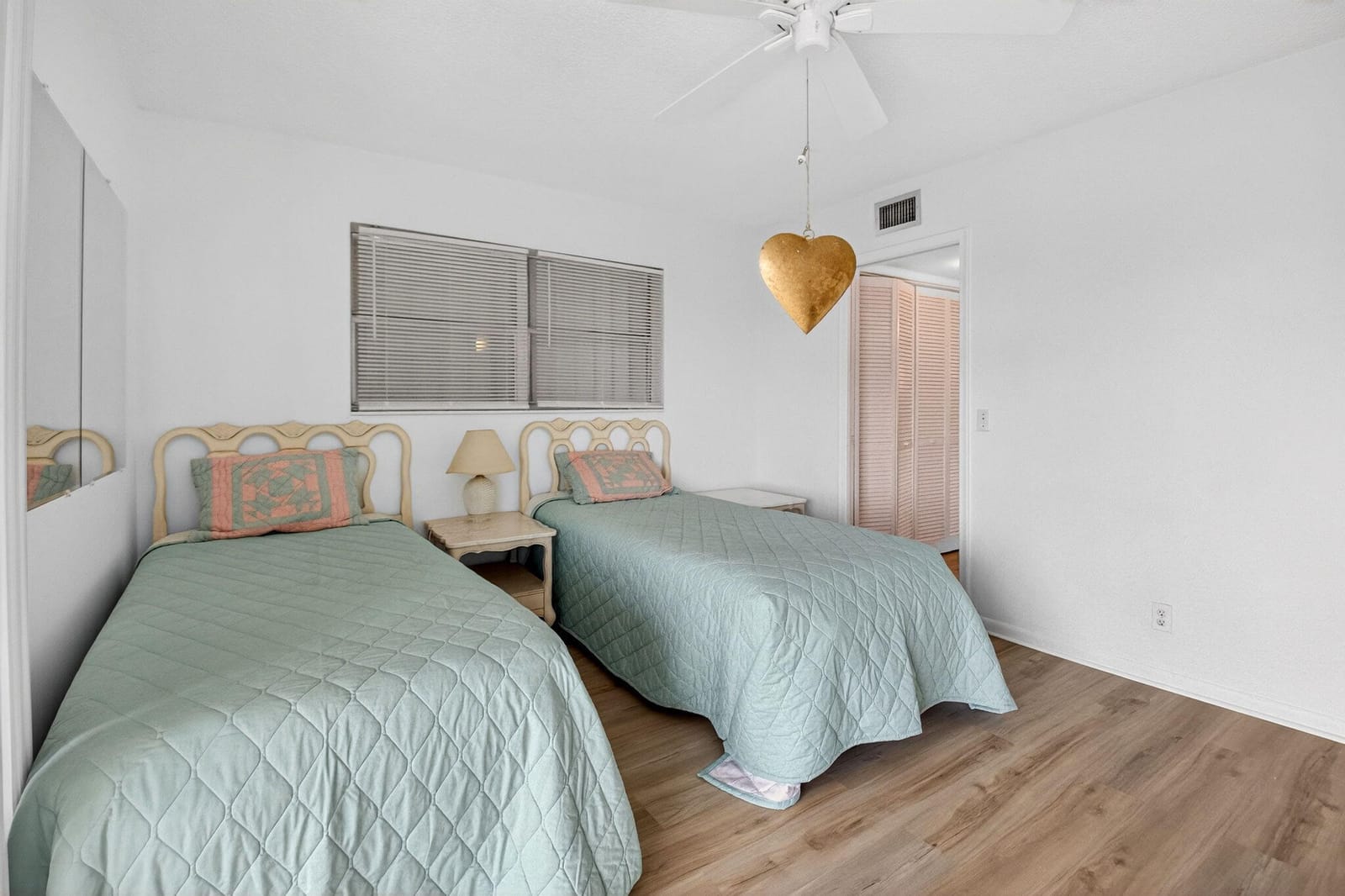 480 Horizon W 205, Boynton Beach, FL 33435 photo 26