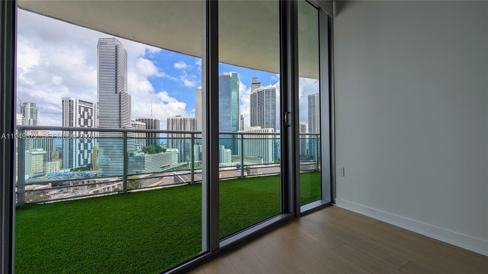 350 S Miami Avenue 1901 — photo 5