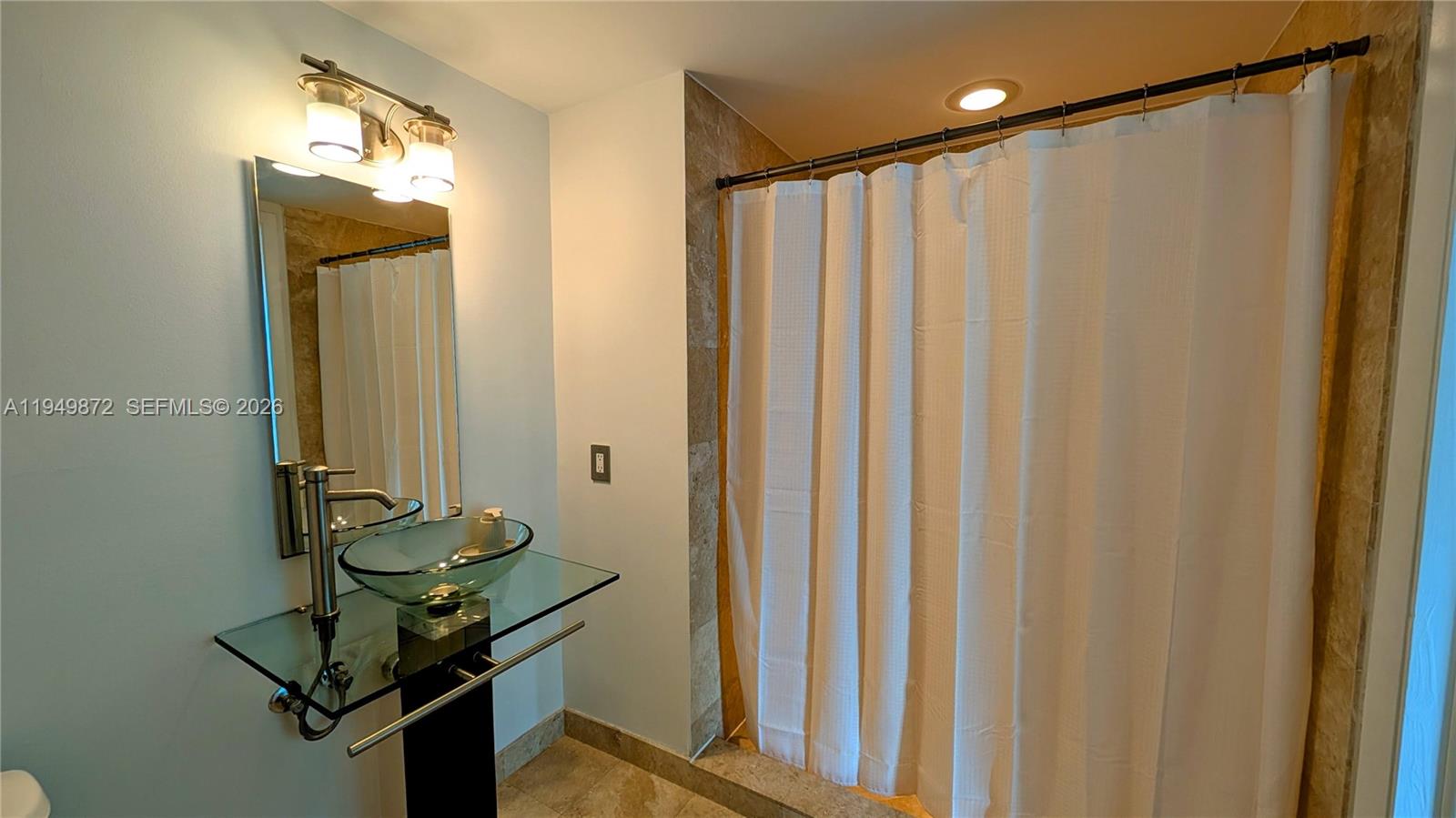 350 S Miami Avenue 1901 — photo 9