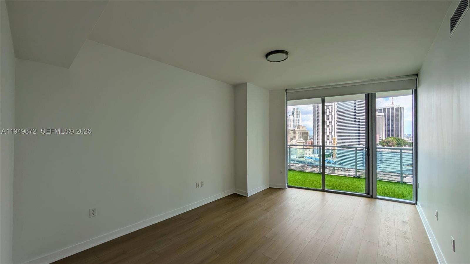 350 S Miami Avenue 1901 — photo 10