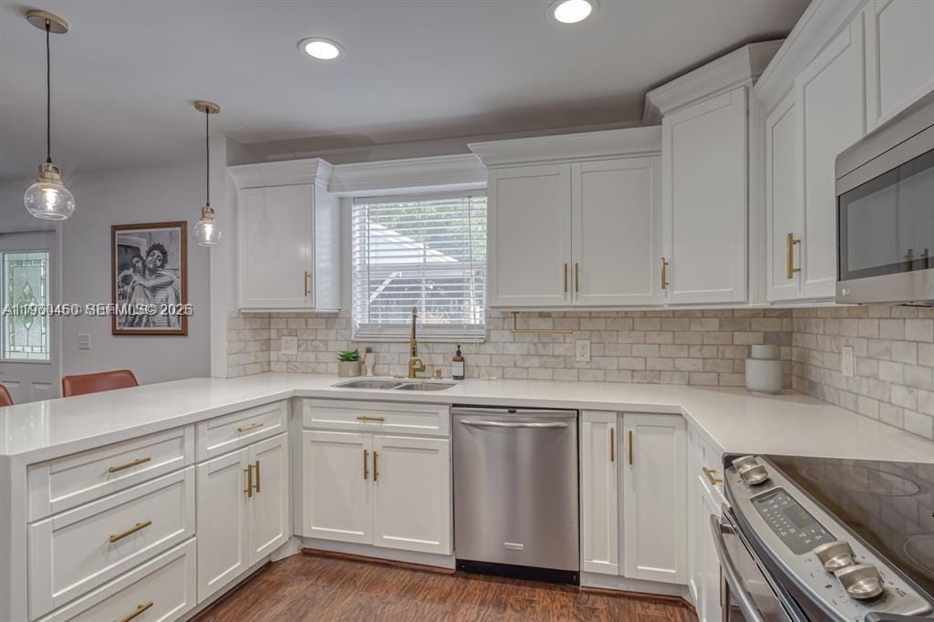 3080 Carysfort Lane, Margate, FL 33063 photo 3