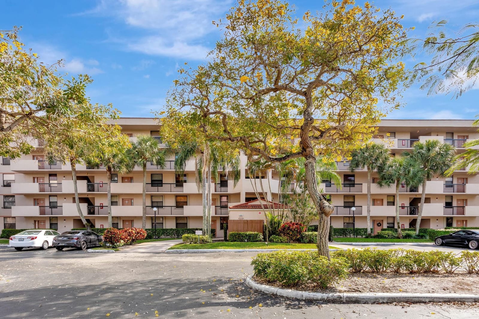 2767 Carambola Circle 304, Coconut Creek, FL 33066