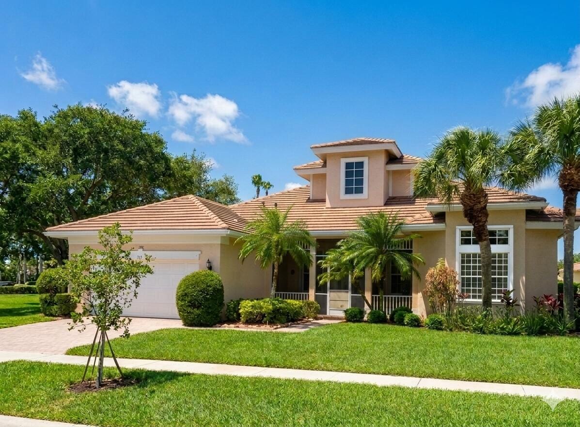 127 NW Magnolia Lakes Boulevard, Port St. Lucie, FL 34986