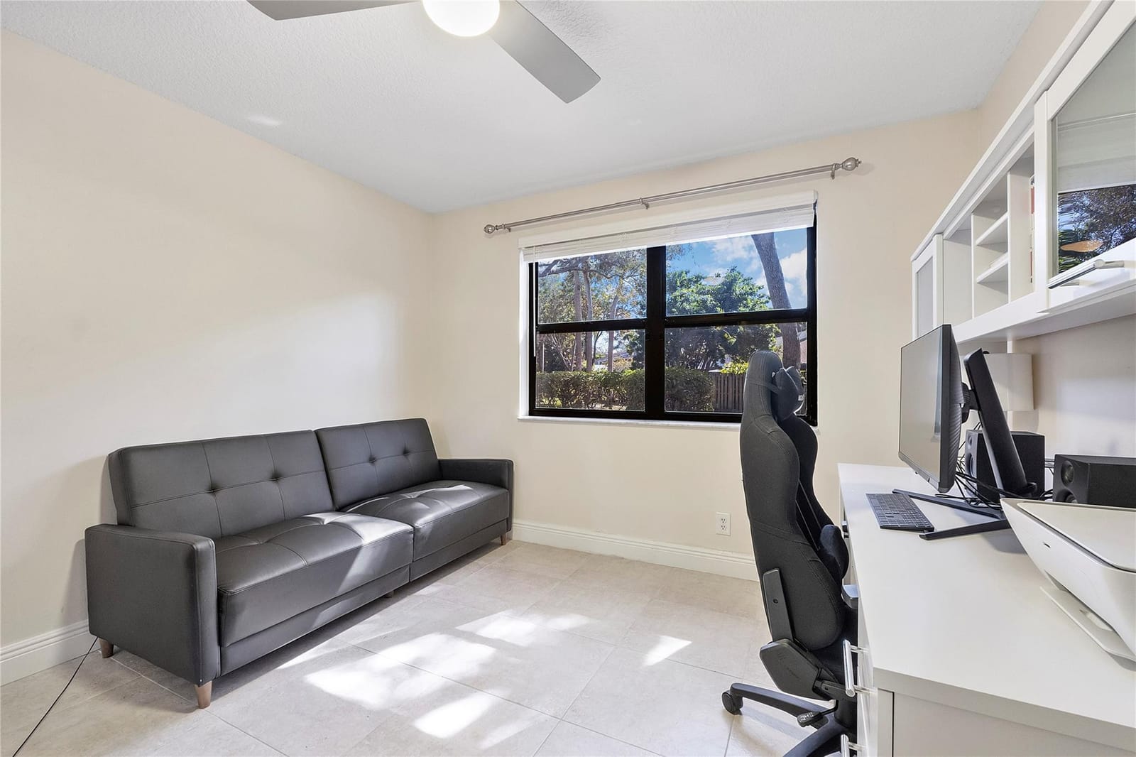 3406 Emerald Oaks Drive 804, Hollywood, FL 33021 photo 14