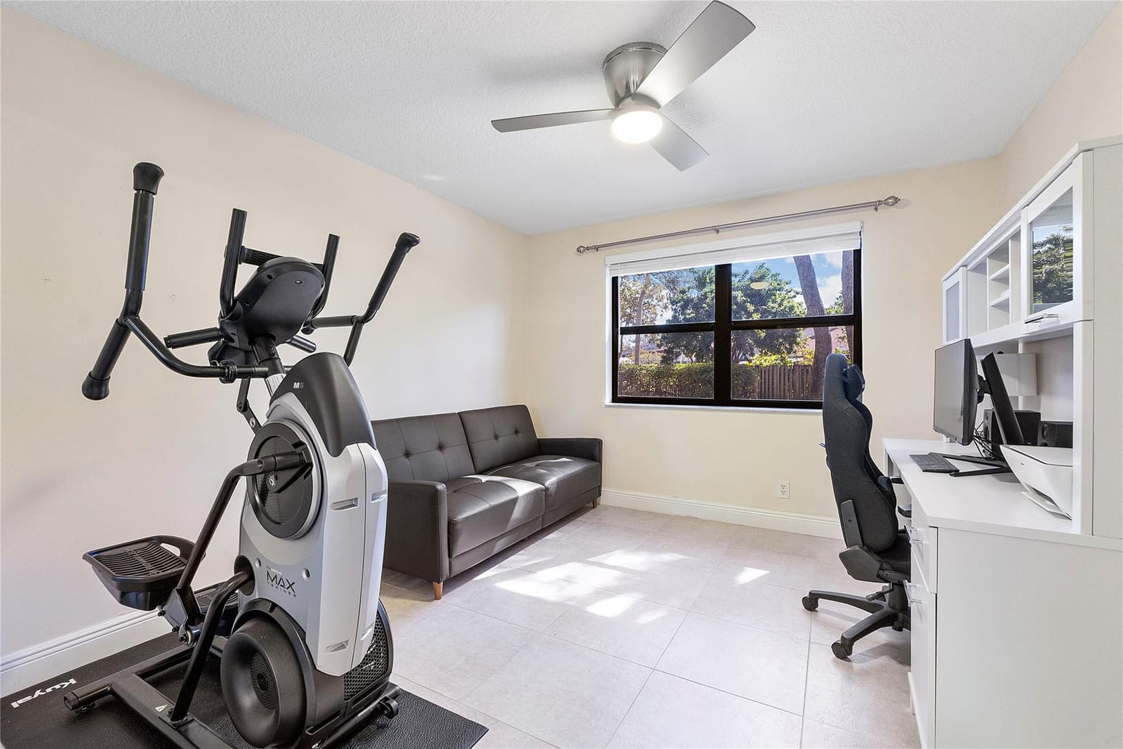 3406 Emerald Oaks Drive 804, Hollywood, FL 33021 photo 15