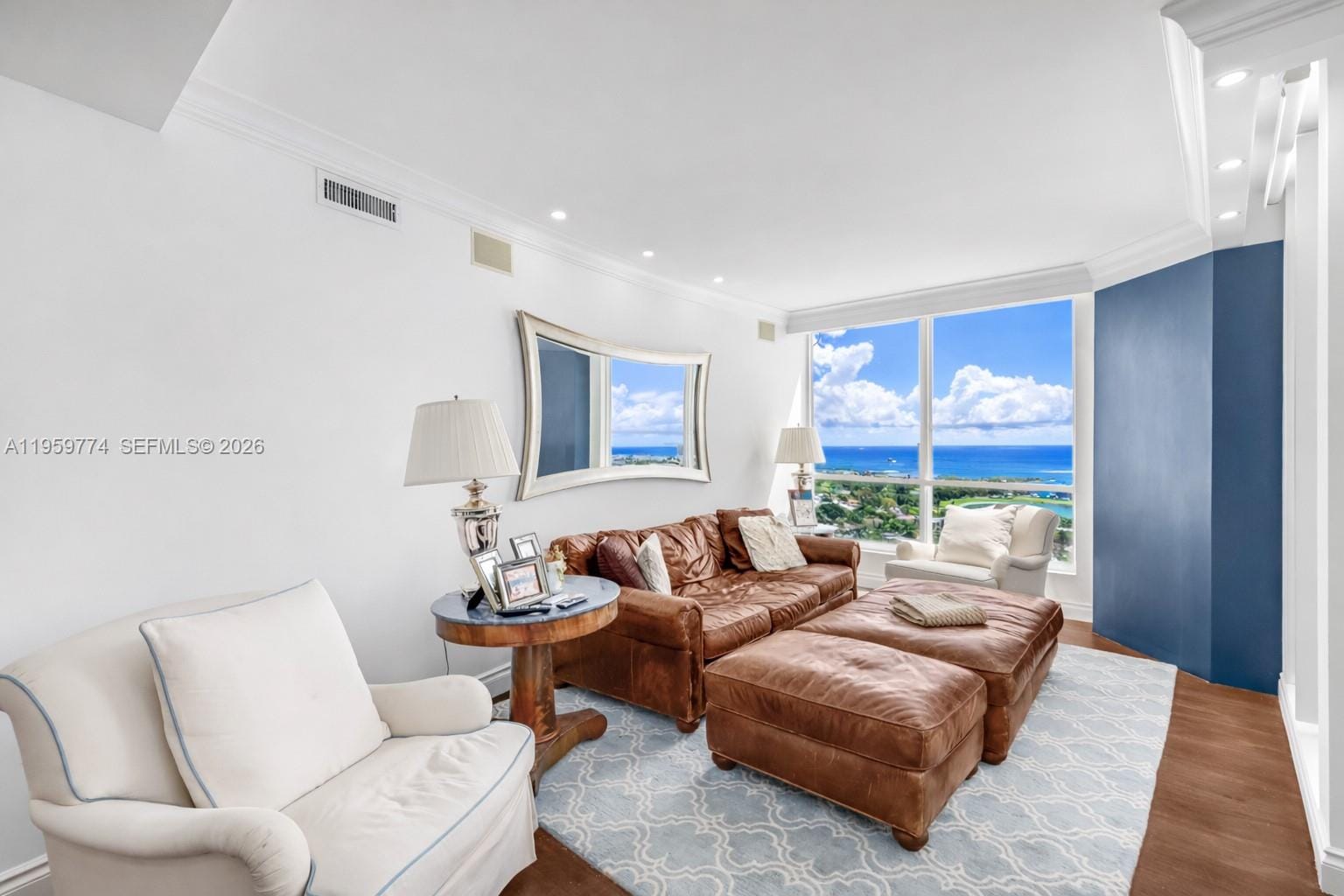 1900 Sunset Harbour Drive PH03 — photo 3