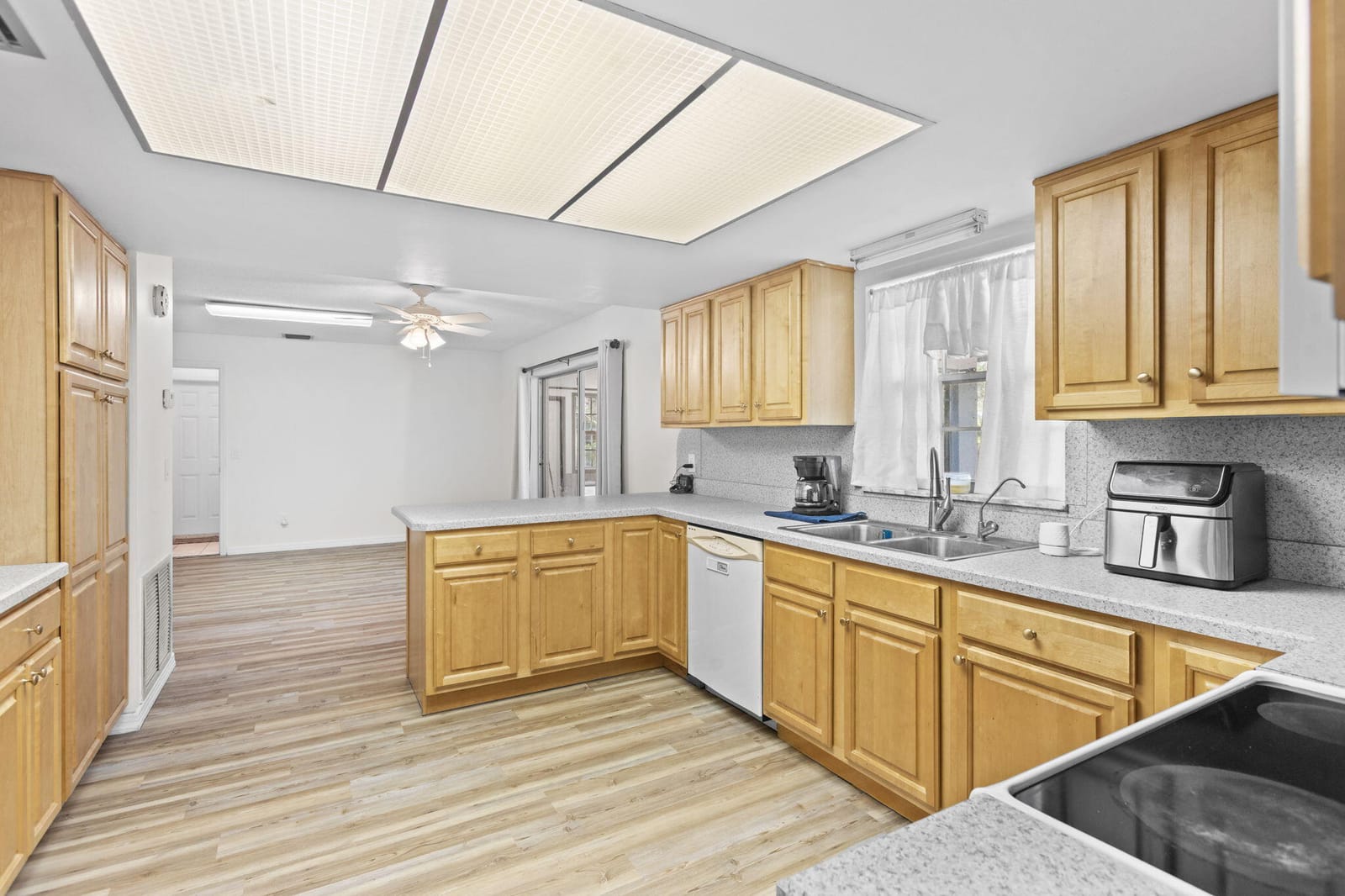 2902 Grove Drive, Fort Pierce, FL 34981 photo 9