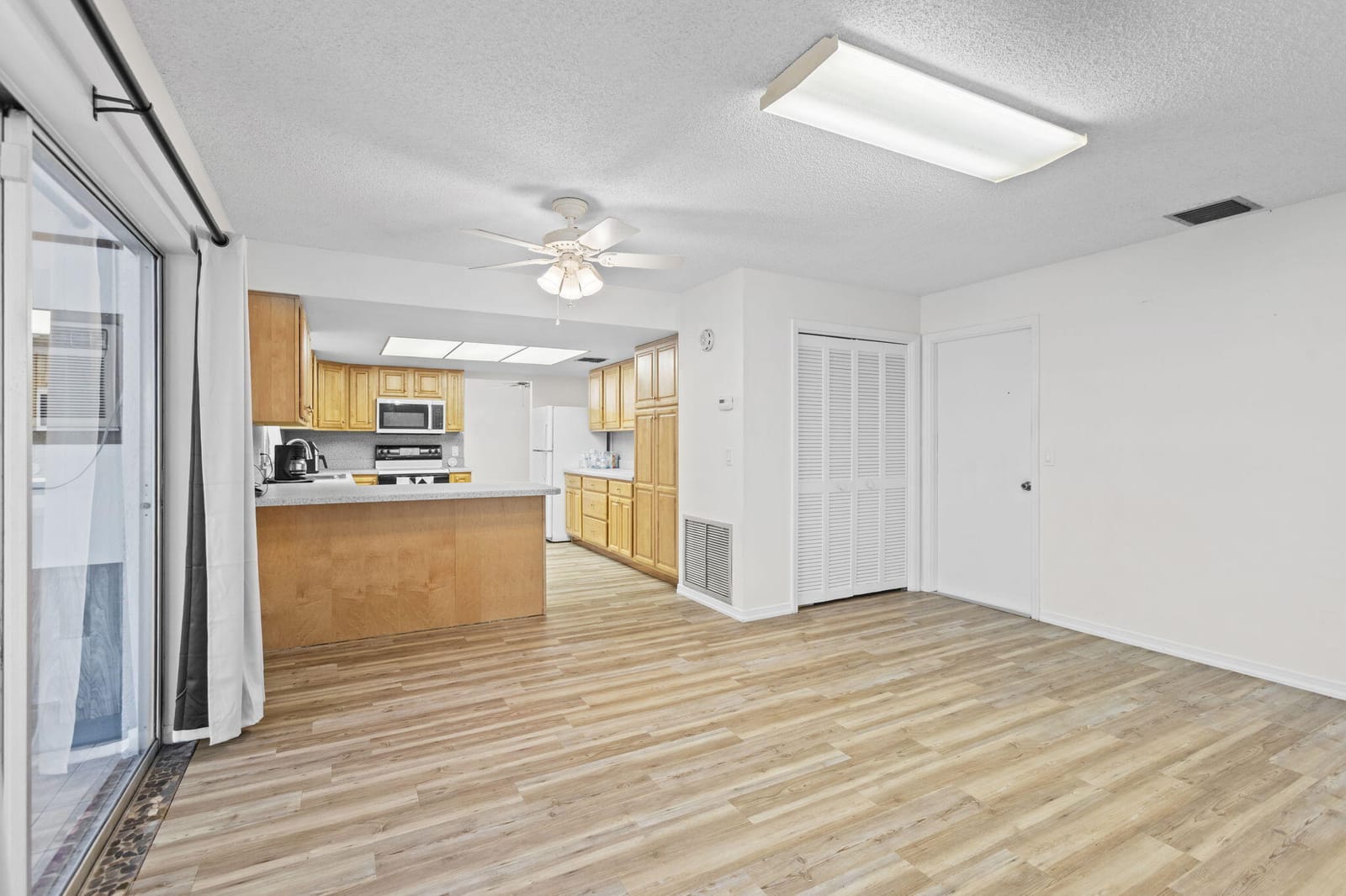 2902 Grove Drive, Fort Pierce, FL 34981 photo 10