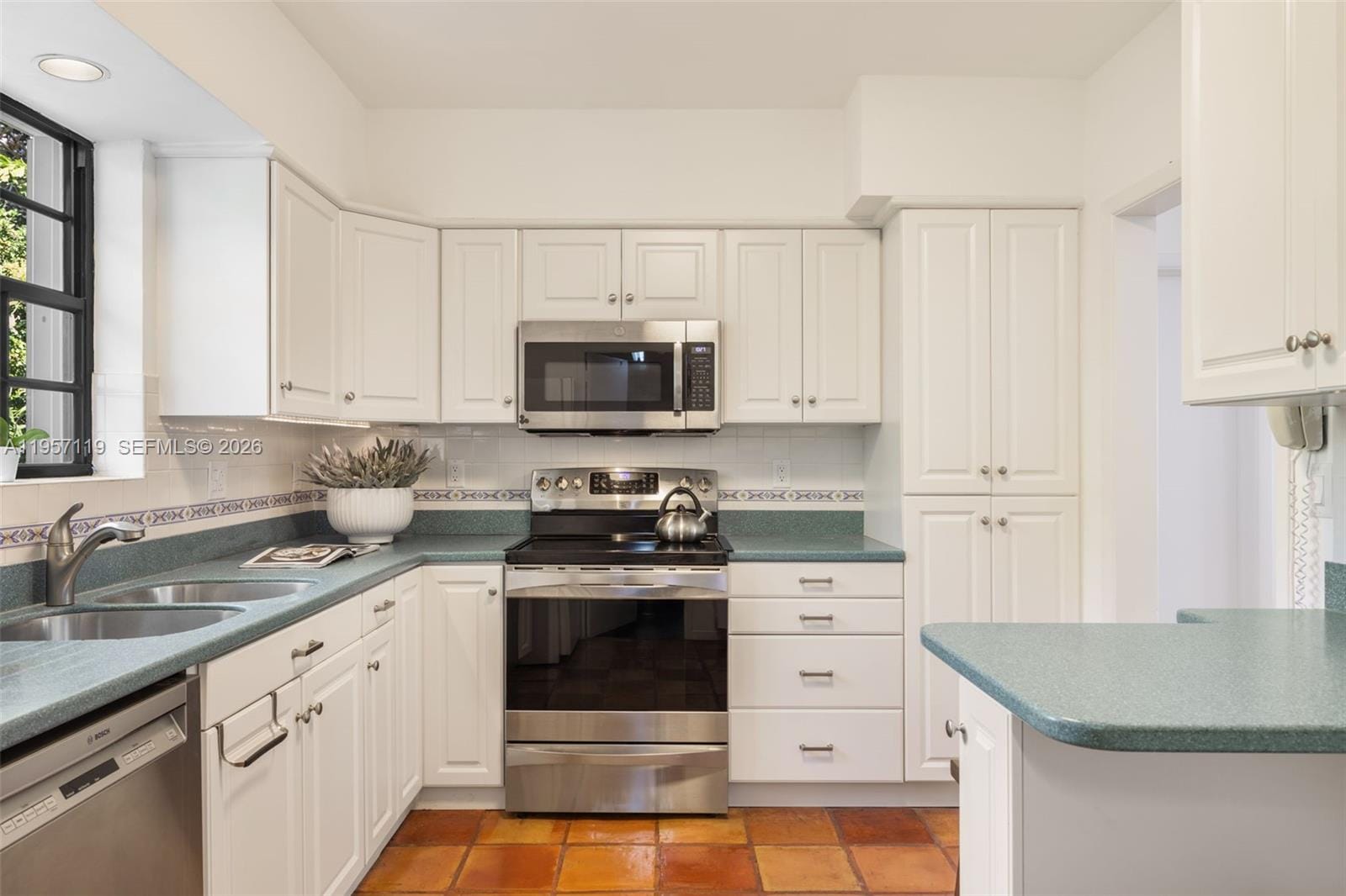 1435 Miller Road, Coral Gables, FL 33146 photo 9