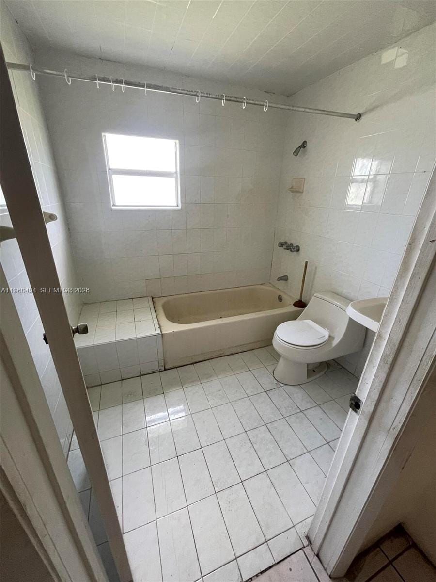 3630 NW 98th Street, Miami, FL 33147 photo 18