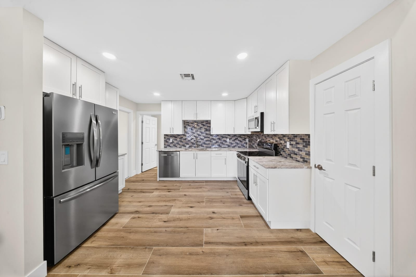4581 SW Uleta Street — photo 12