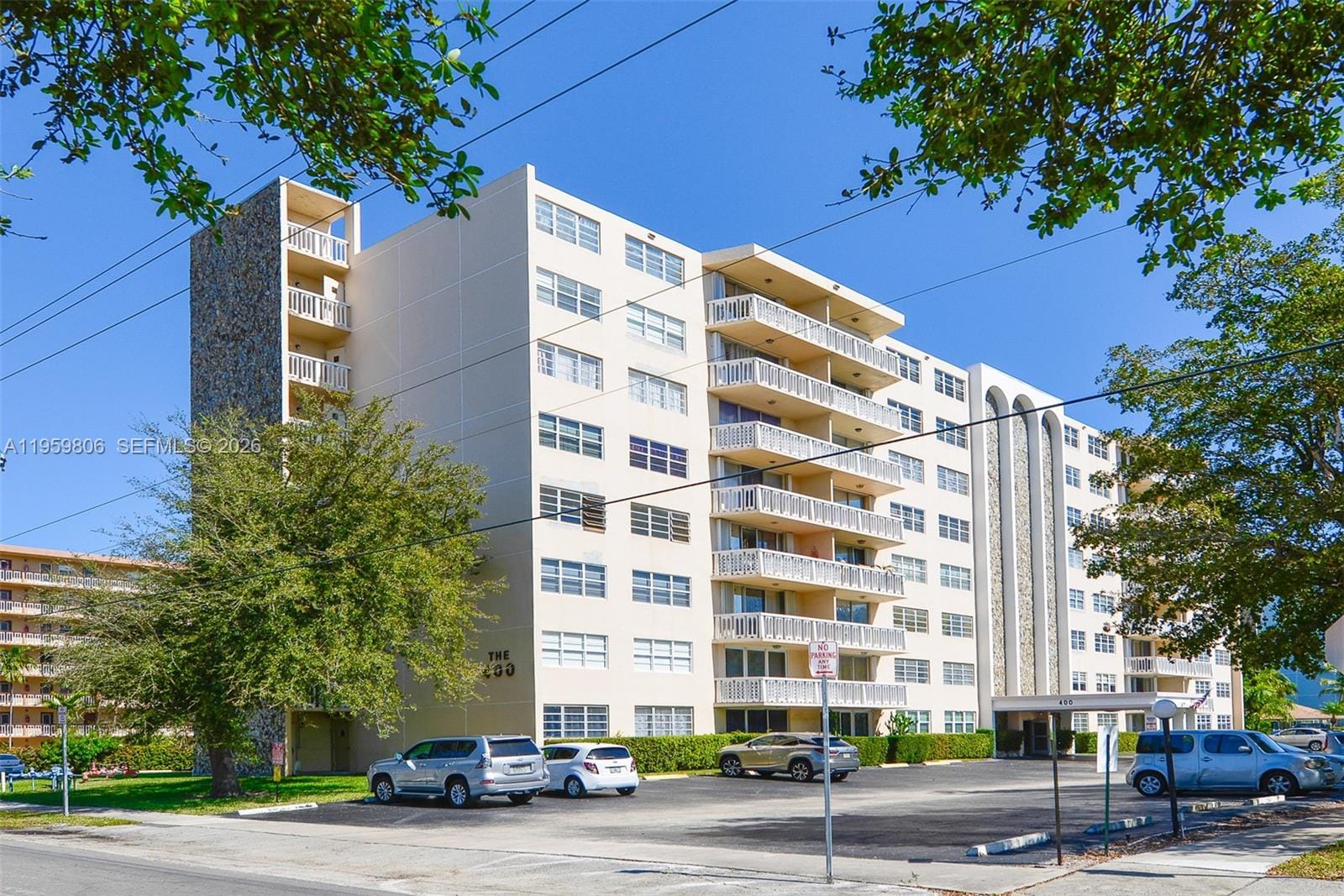 400 NE 12th Avenue 505, Hallandale Beach, FL 33009 photo 22