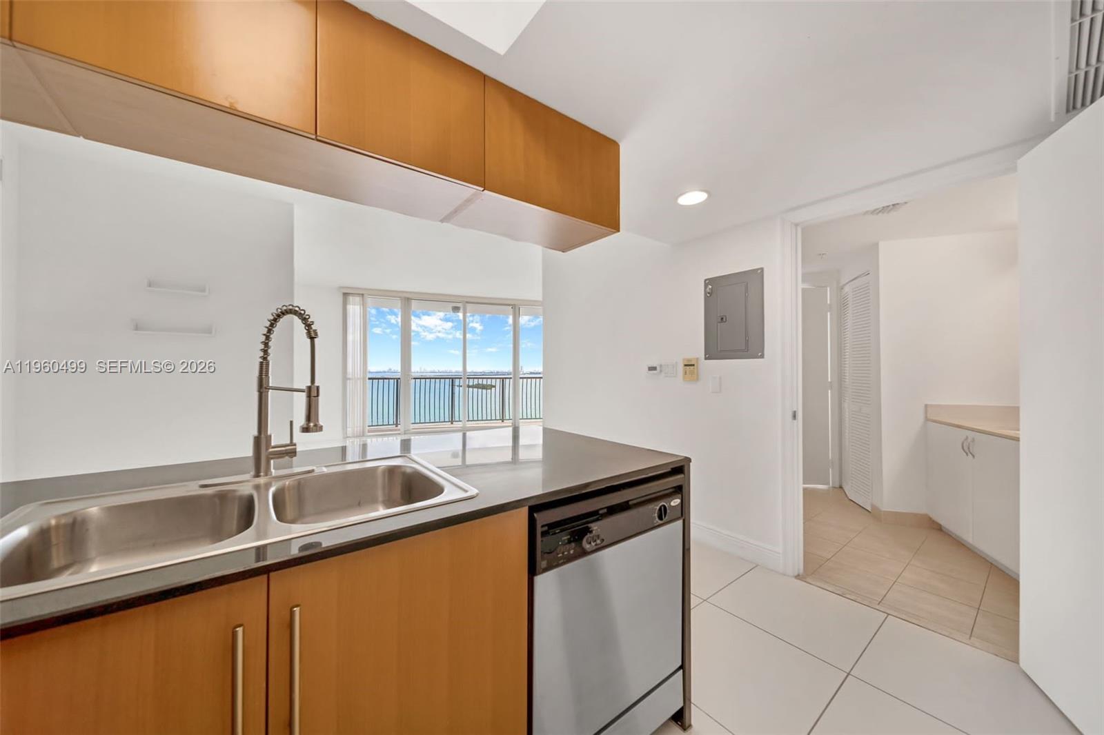 1750 N Bayshore Drive 2001, Miami, FL 33132 photo 7