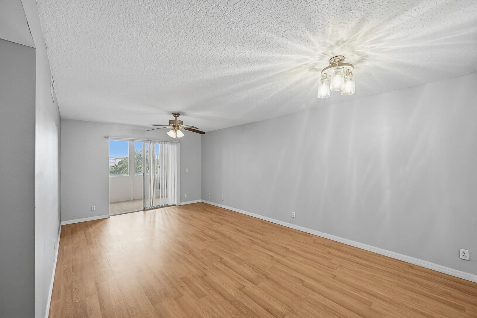 130 NE 26th Avenue 4090 — photo 12
