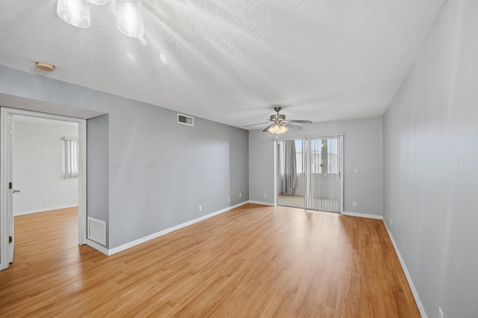 130 NE 26th Avenue 4090 — photo 10