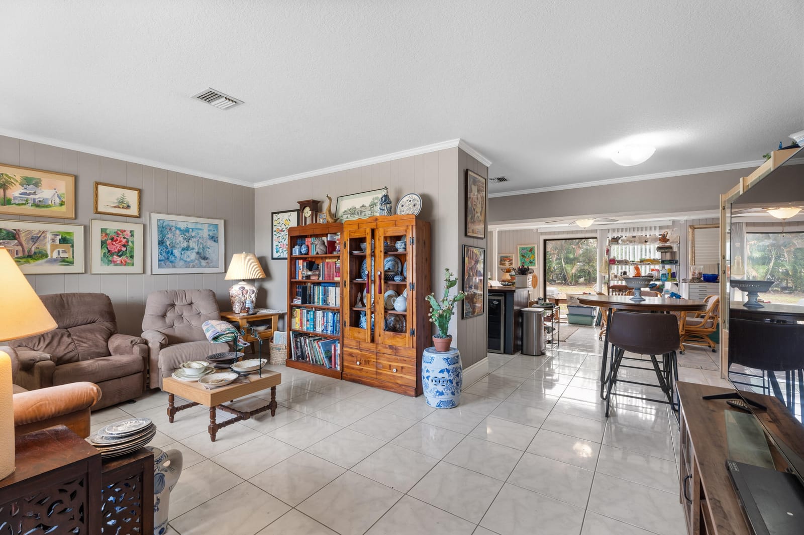 464 SE Asbury Lane — photo 4