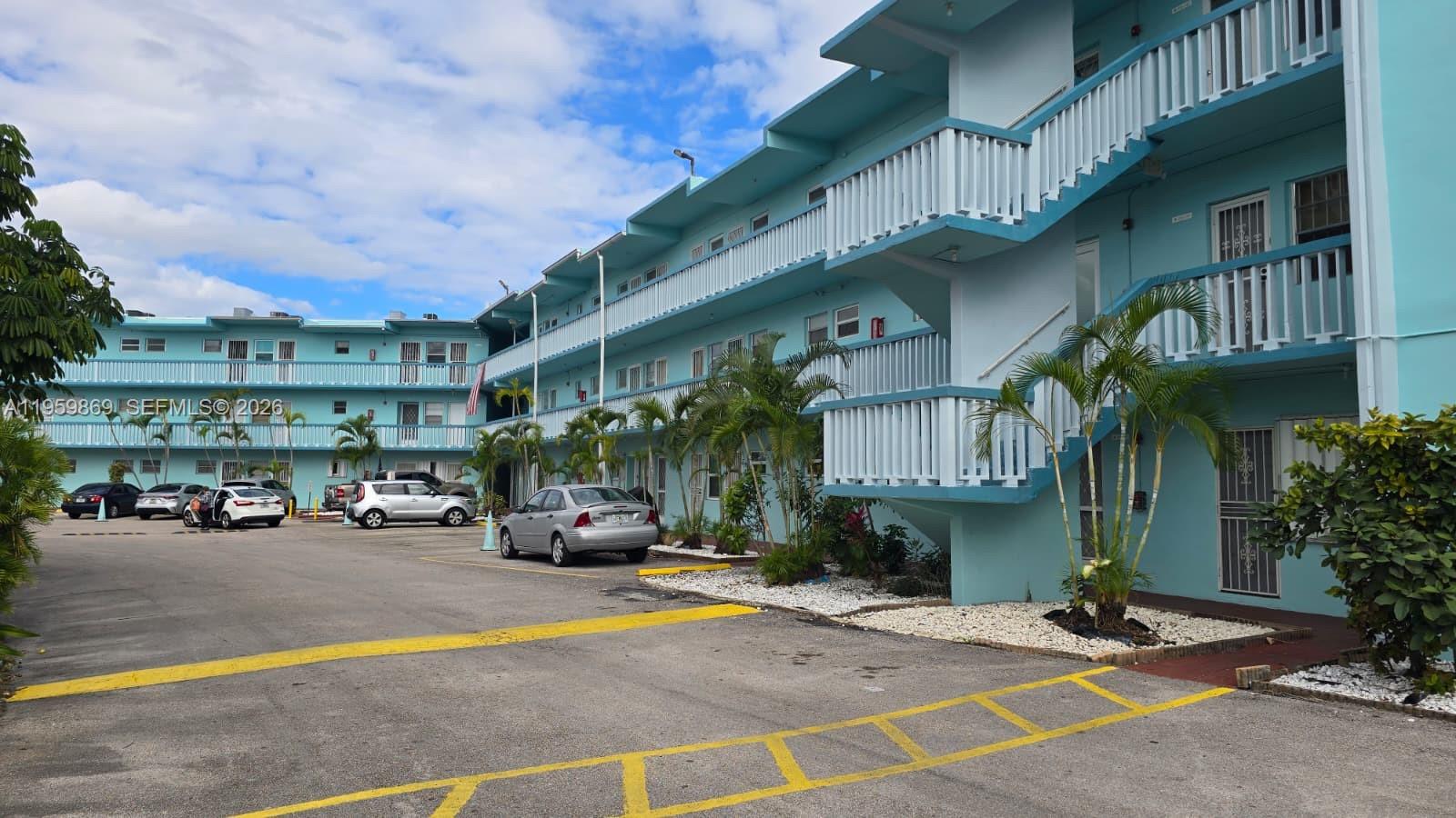 1501 NE Miami Gardens Drive 146, Miami, FL 33179