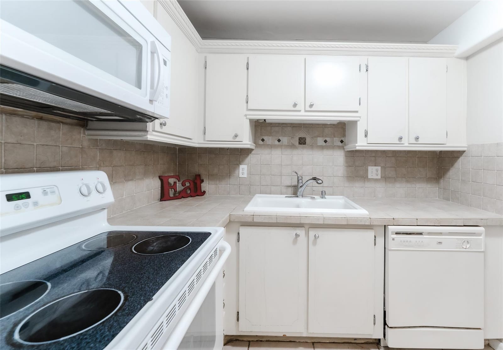 1811 Jefferson Street 304, Hollywood, FL 33020 photo 17