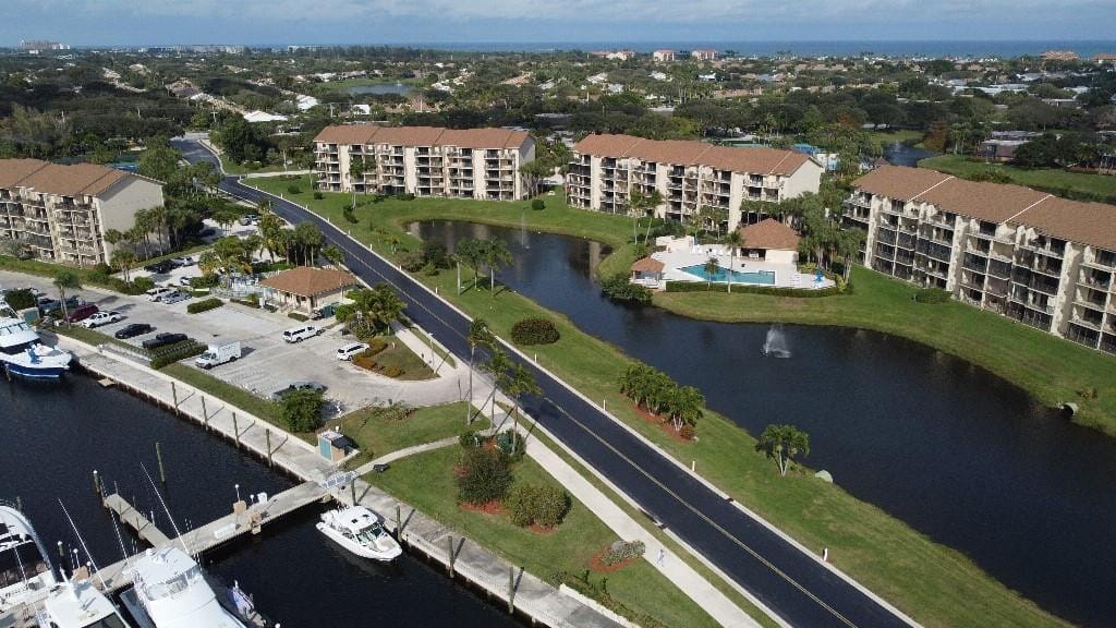 901 Seafarer Circle 101, Jupiter, FL 33477 photo 23