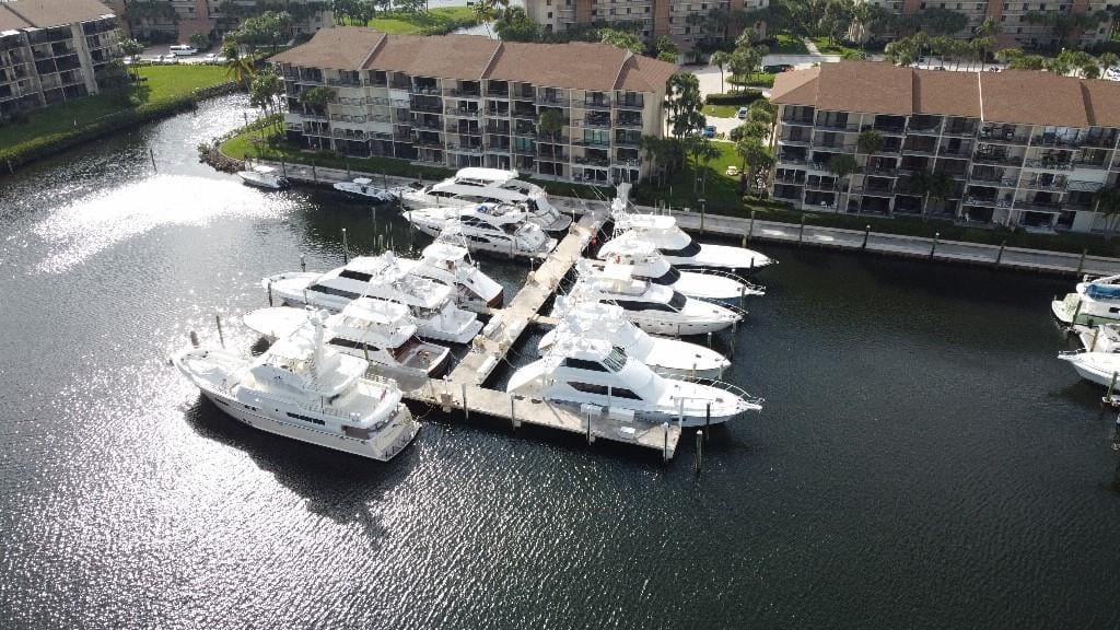 901 Seafarer Circle 101, Jupiter, FL 33477 photo 25