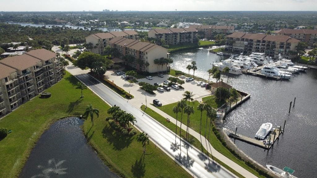 901 Seafarer Circle 101, Jupiter, FL 33477 photo 26