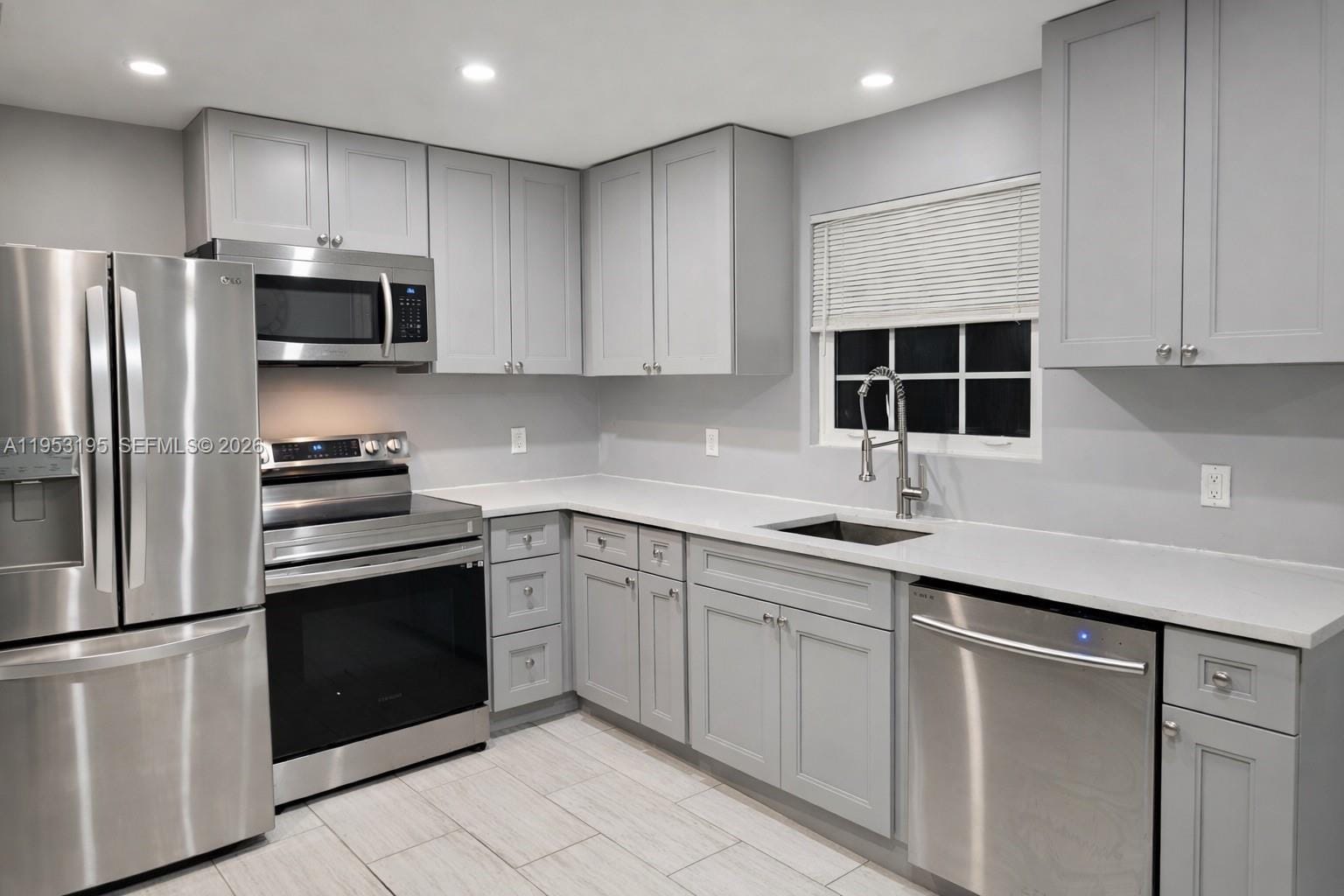 607 SW 10th Street, Fort Lauderdale, FL 33315 photo 17