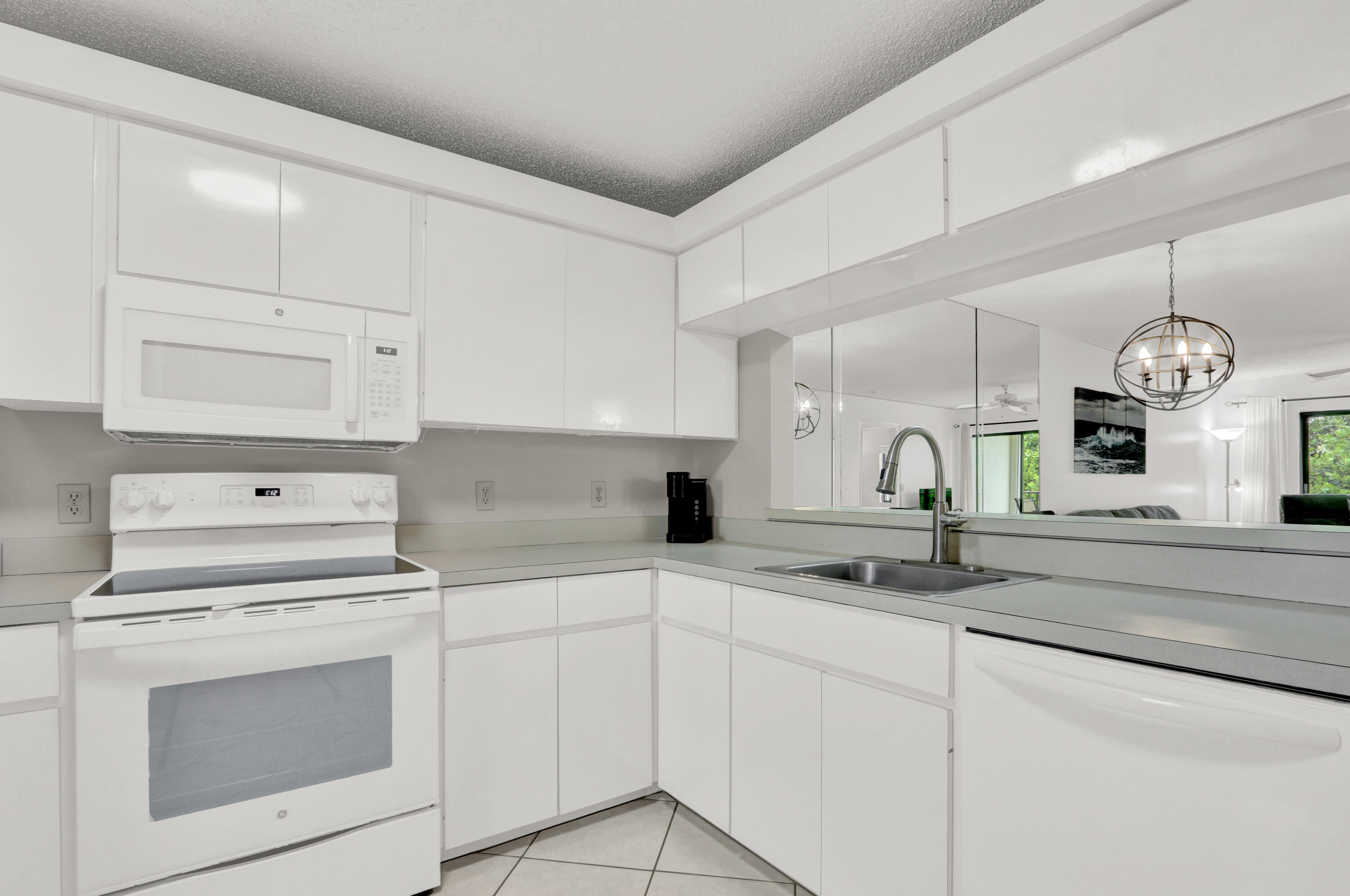 115 Bamboo Road 205, Palm Beach Shores, FL 33404, Palm Beach Shores