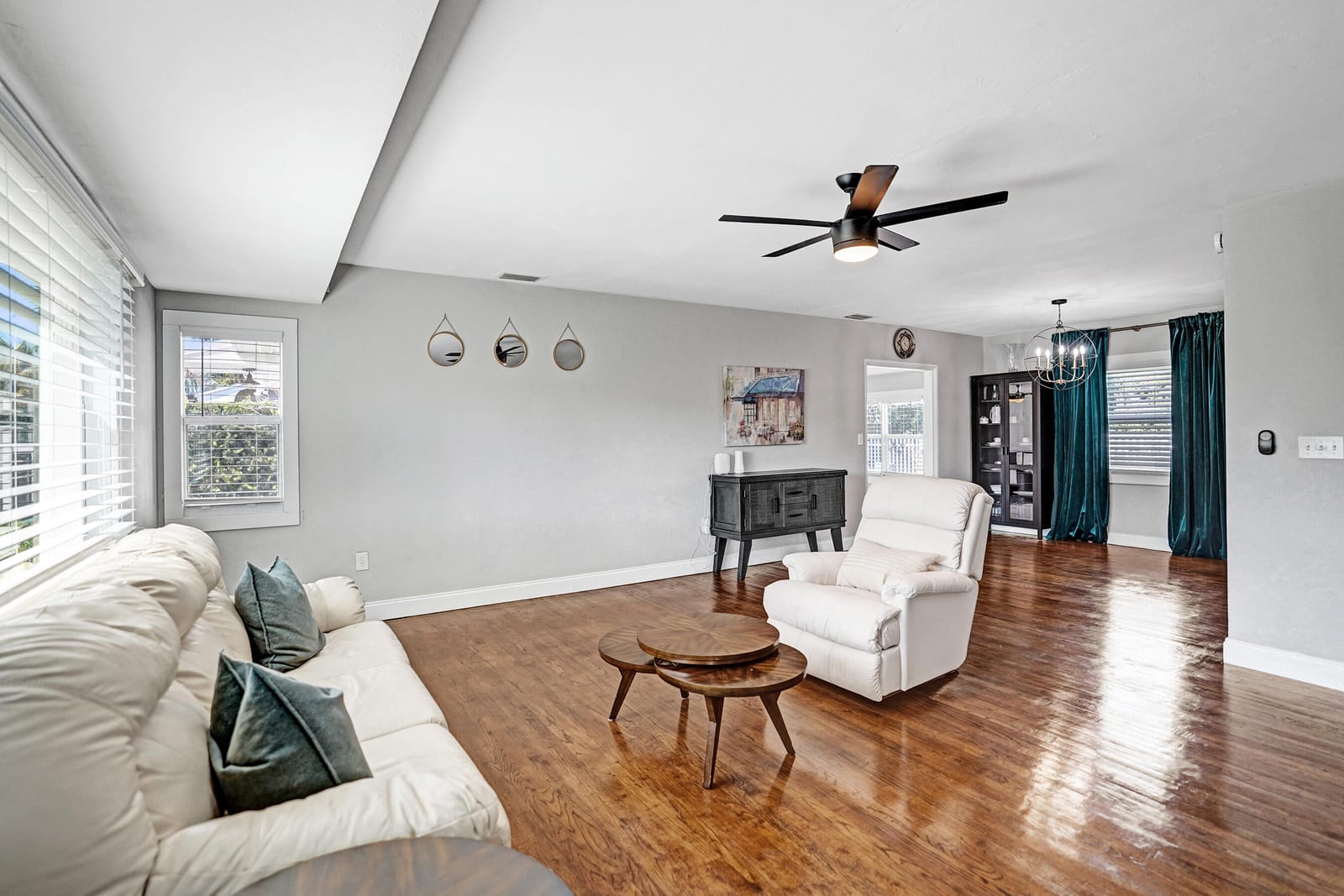 304 Wellesley Drive — photo 11