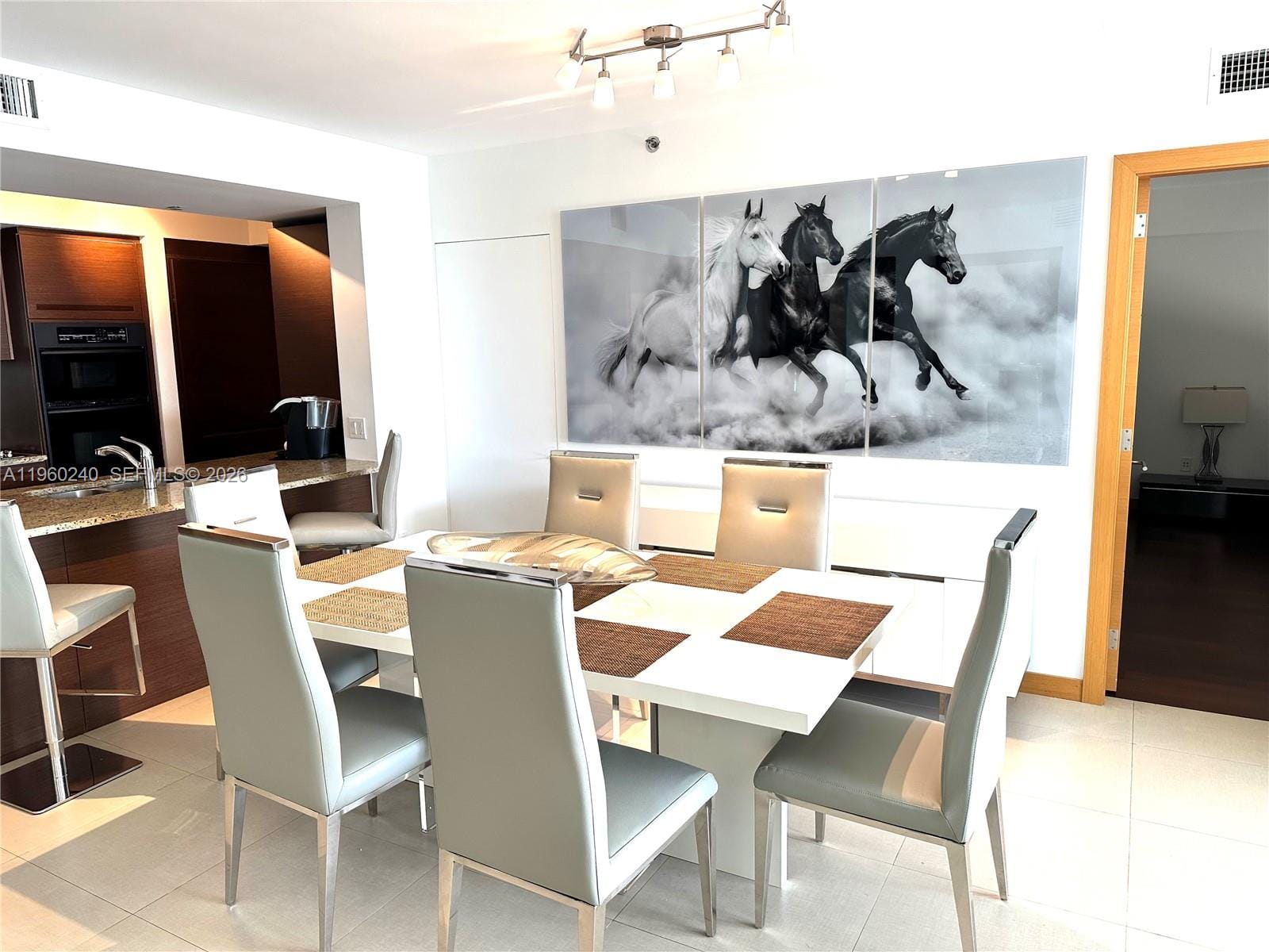 1830 S Ocean Drive 4404 — photo 9