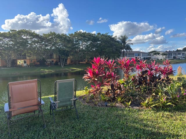 31 Sheffield B, sold in Sheffield Condos A To Q, West Palm Beach, FL