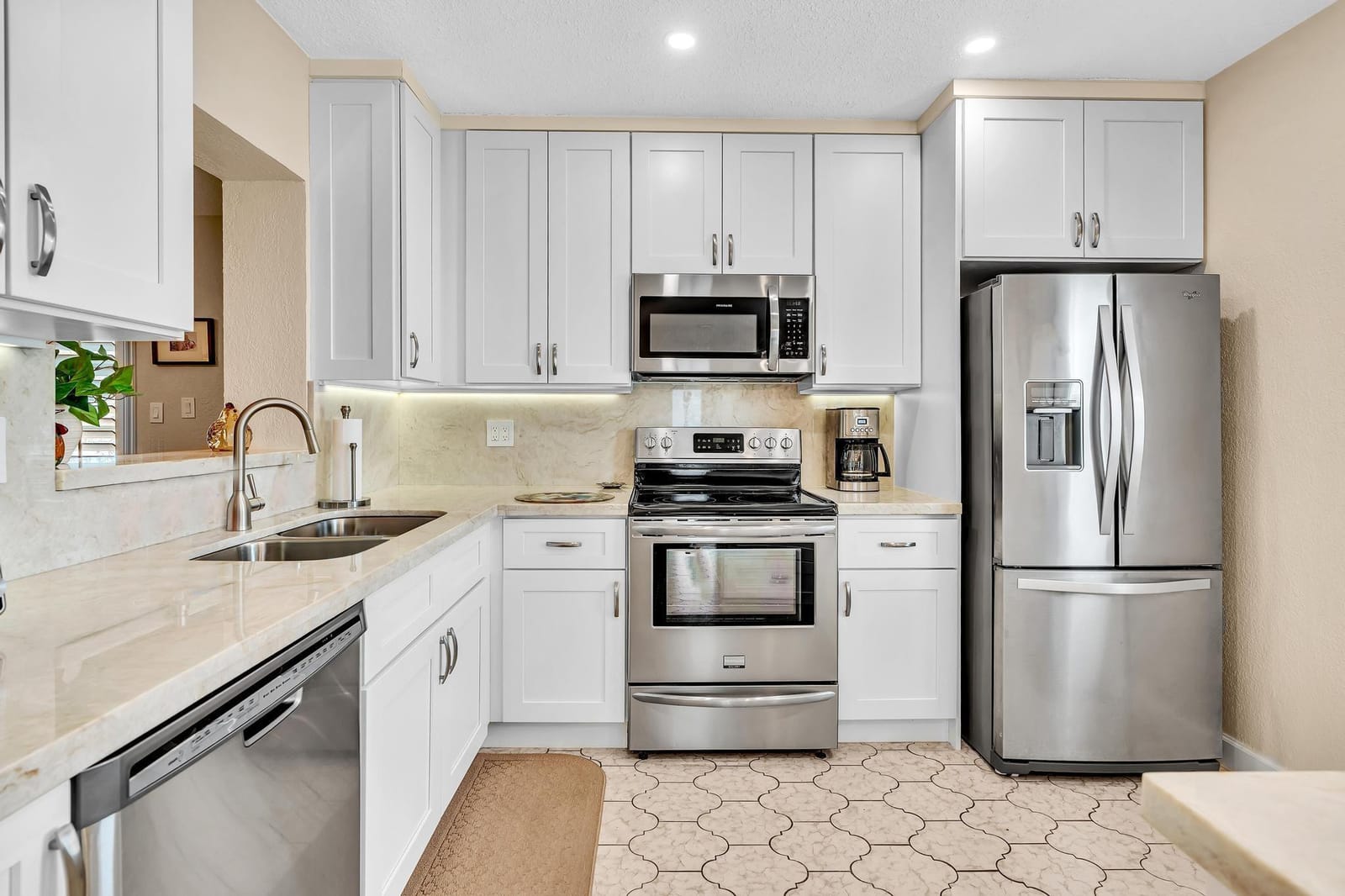 5800 NW 83rd Terrace, Tamarac, FL 33321