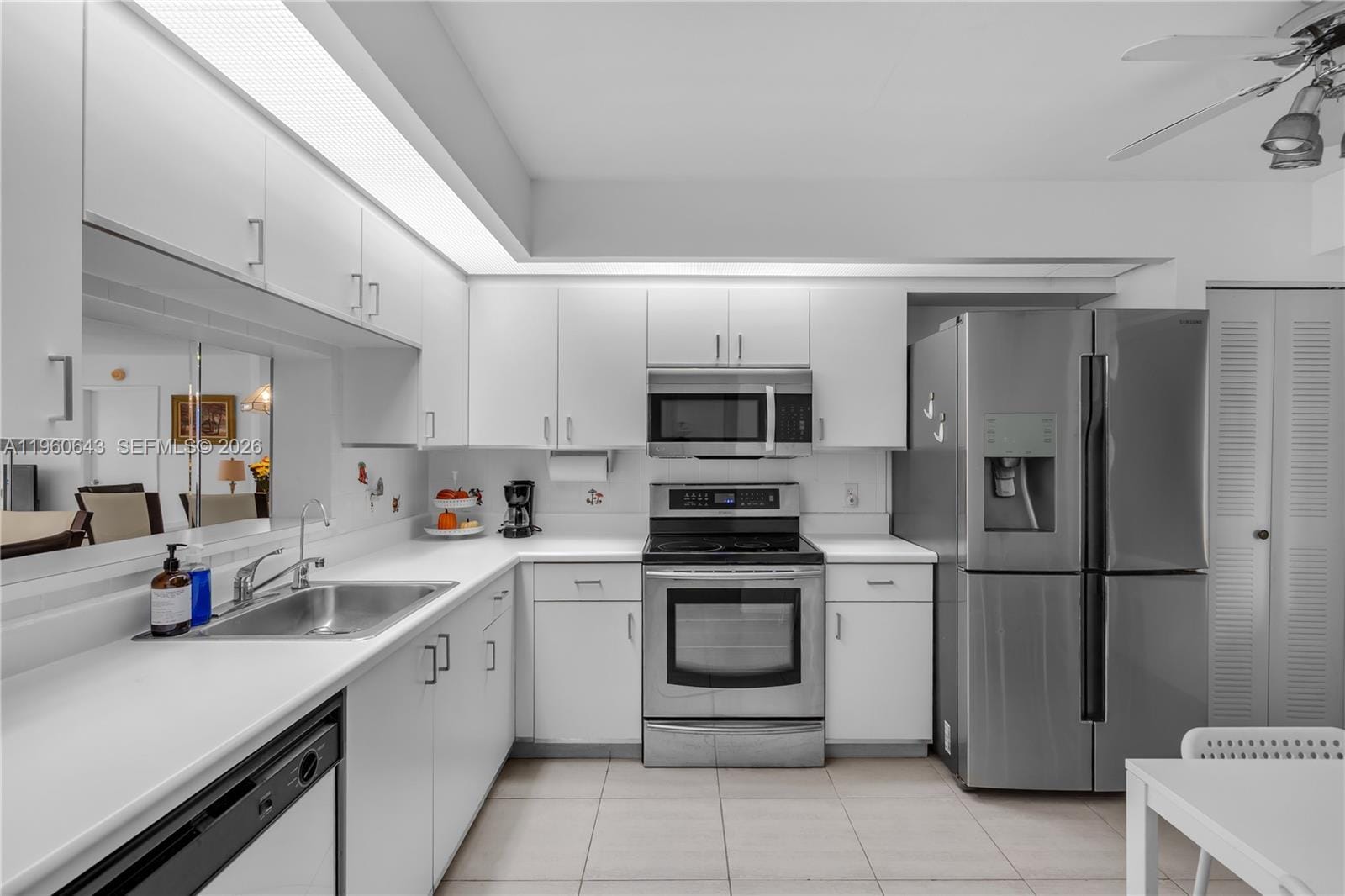 901 SW 141st Avenue 405M, Pembroke Pines, FL 33027 photo 9