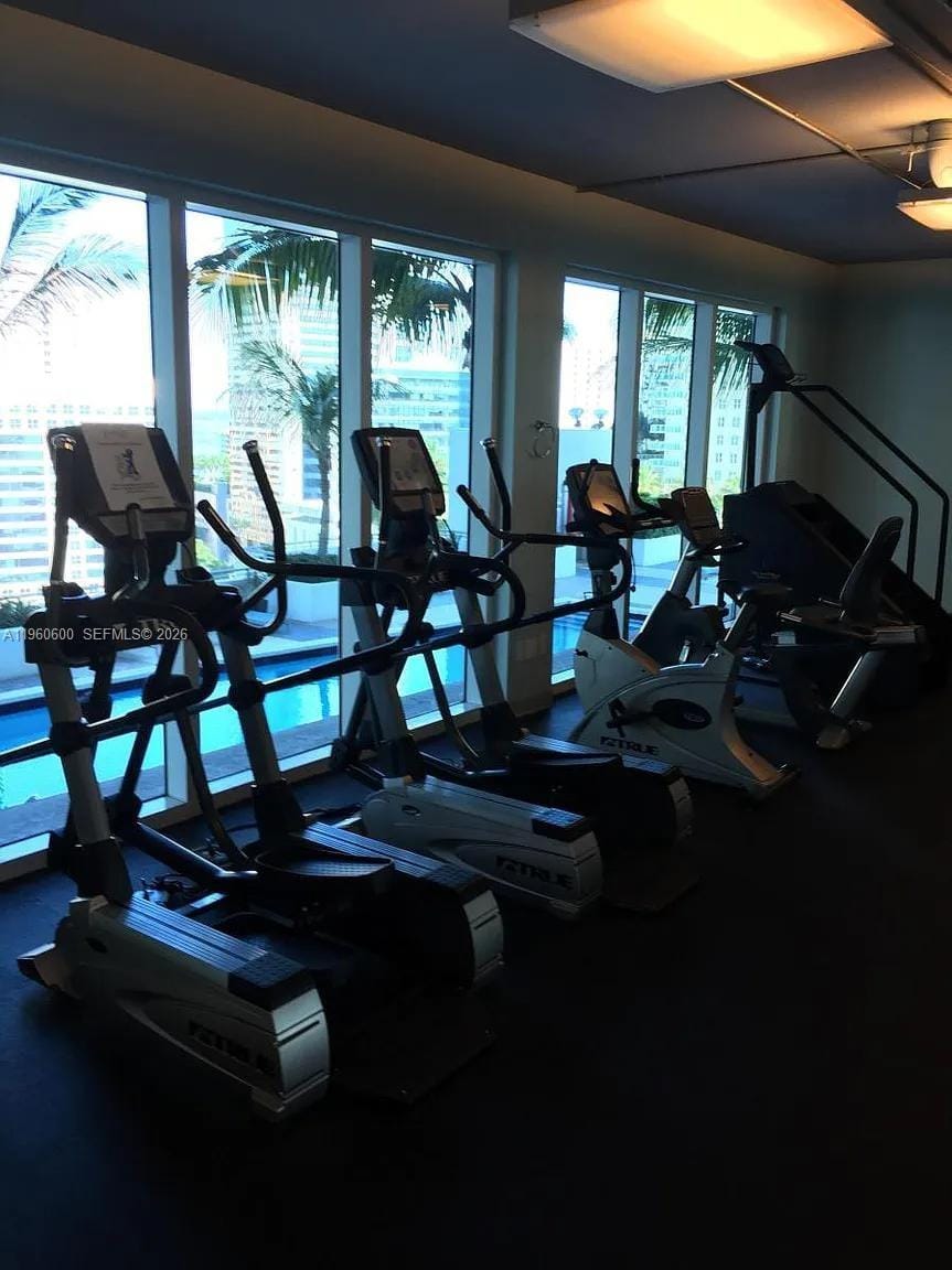60 SW 13th Street 3405, Miami, FL 33130 photo 12