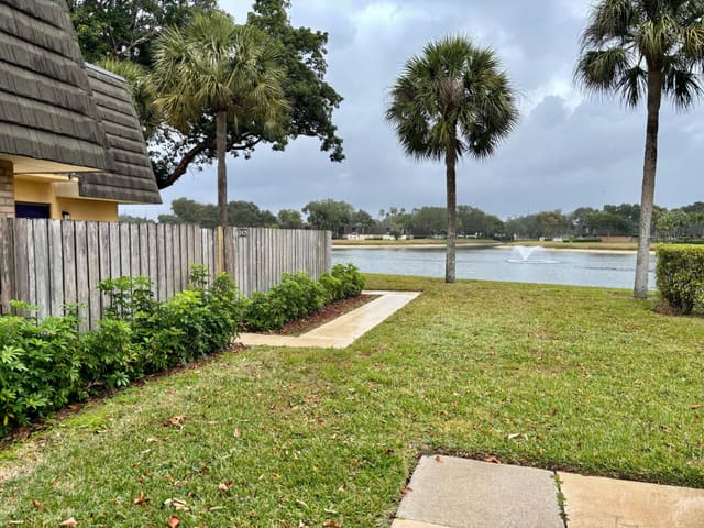 2435 24th Way, West Palm Beach, FL 33407