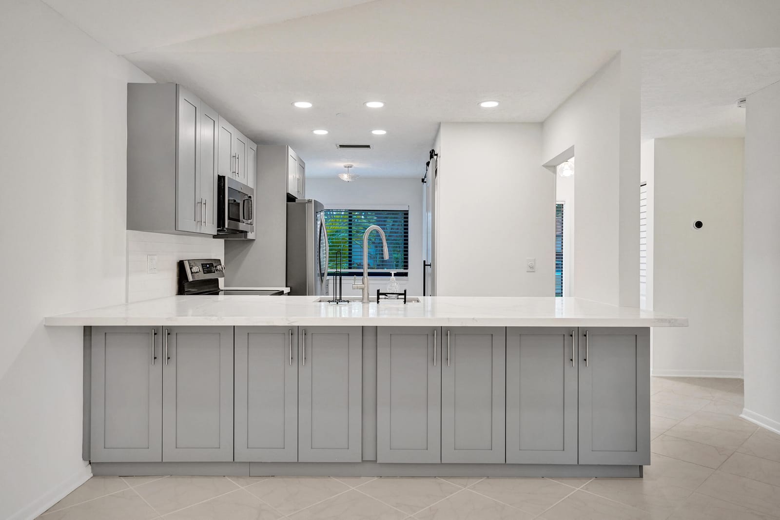 3817 Arelia Drive S — photo 4