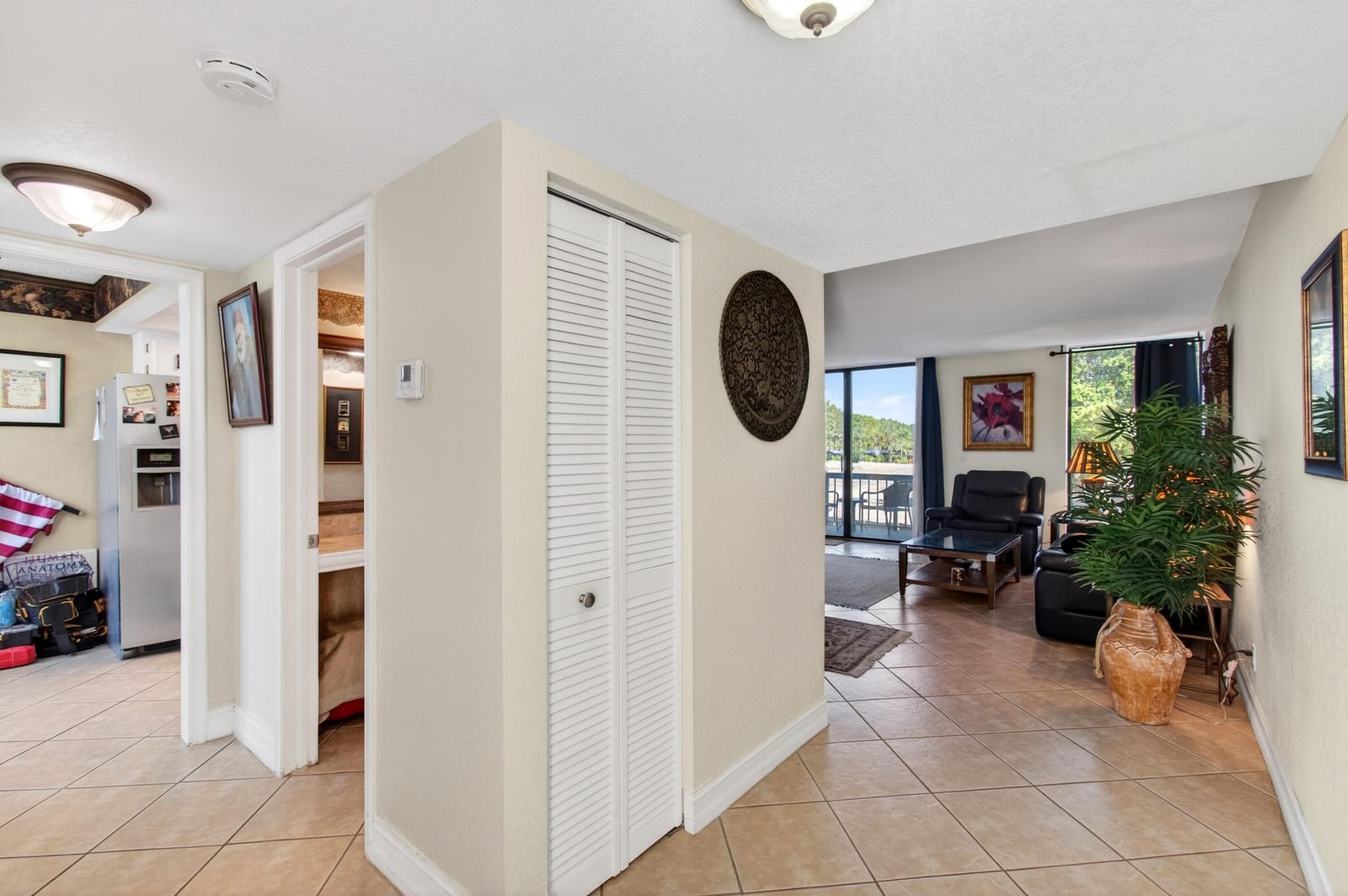2303 Bridgewood Drive 2303 — photo 6