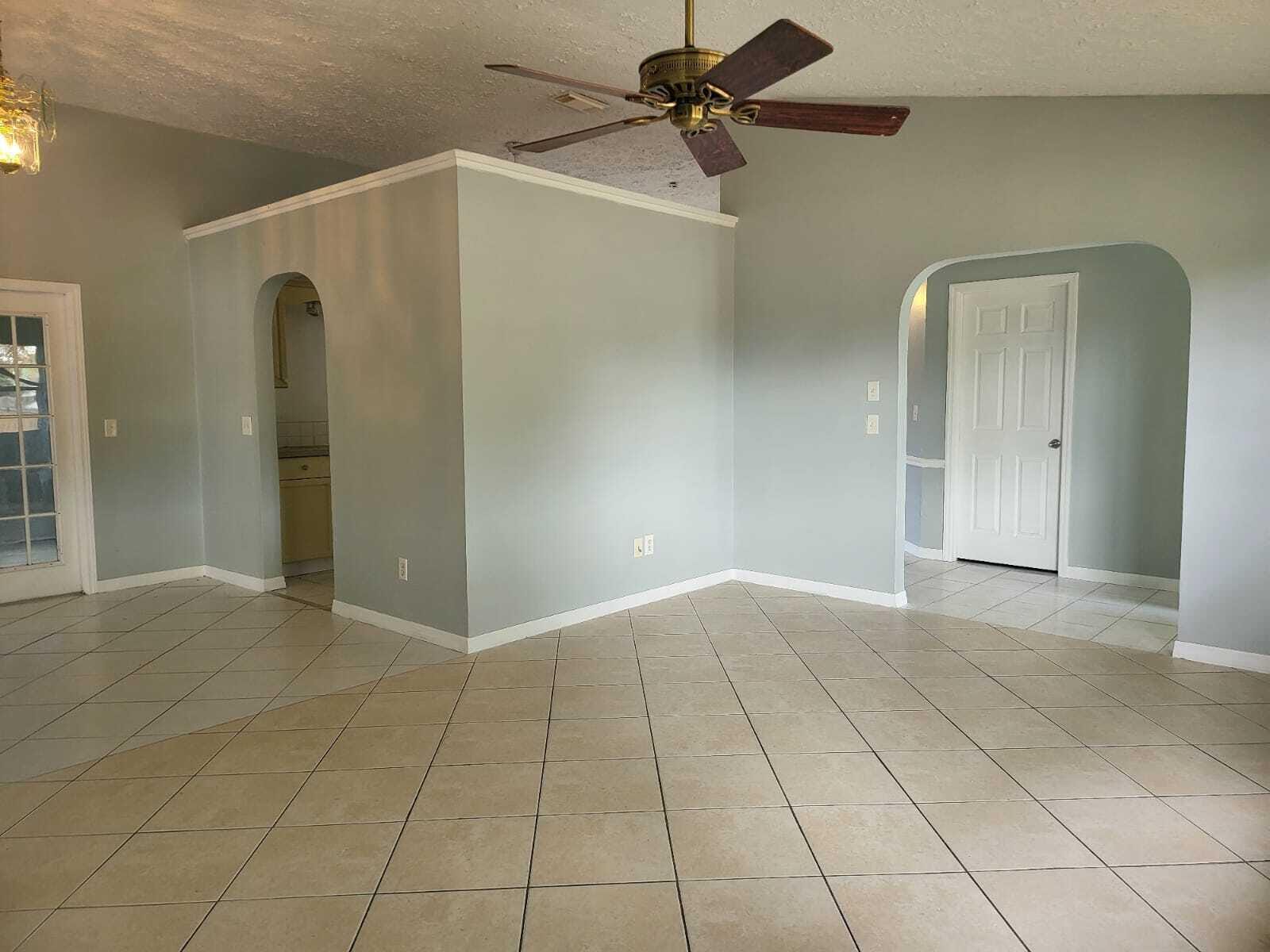 349 SE Fallon Drive — photo 6