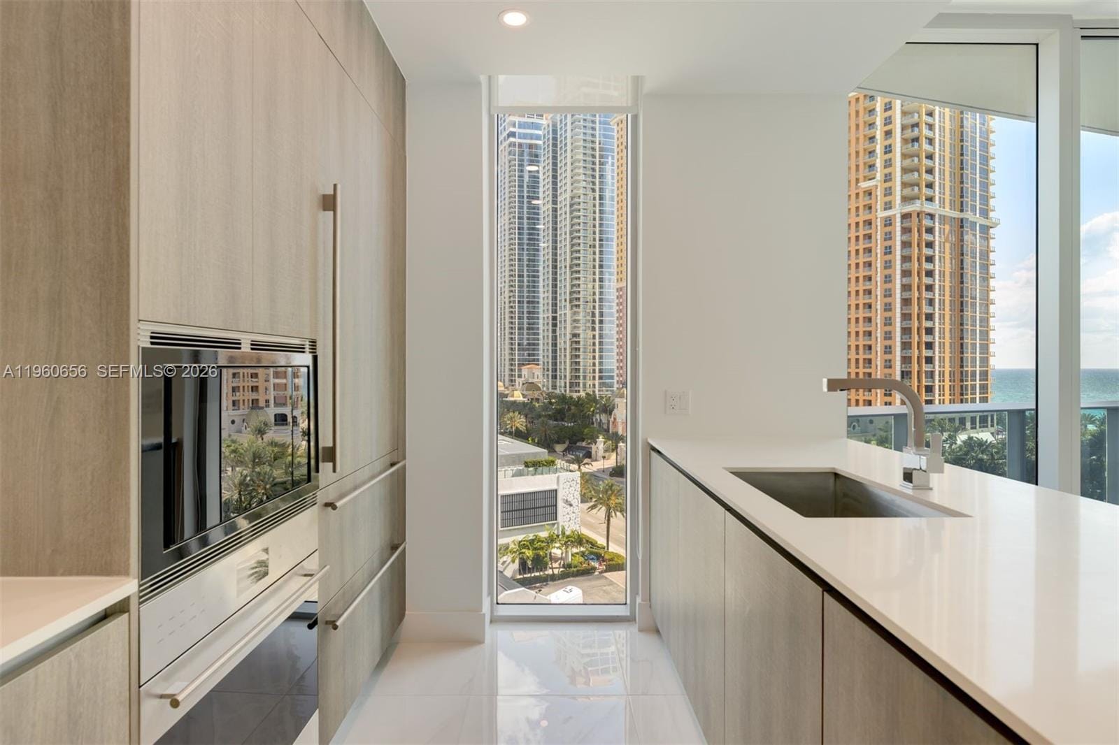 17550 Collins Avenue 505 — photo 8