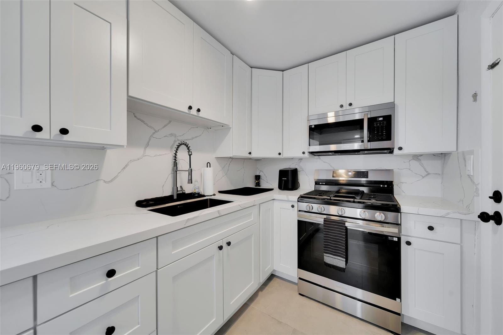 6900 N Kendall Drive A303 — photo 2
