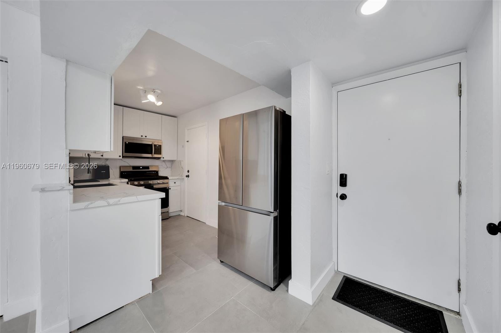 6900 N Kendall Drive A303 — photo 7
