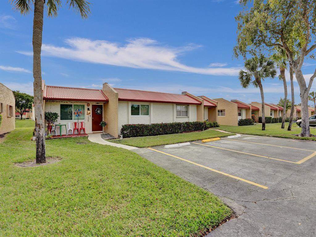 138 Lake Barbara Drive 138, West Palm Beach, FL 33411, West Palm Beach