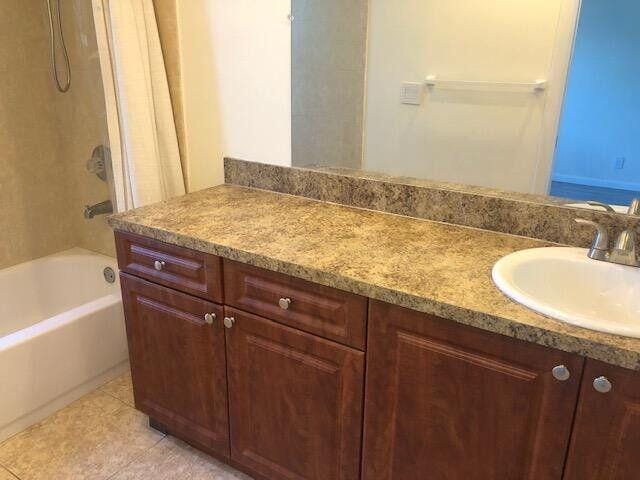 9235 SW 8th Street 403, Boca Raton, FL 33428 photo 12