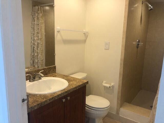 9235 SW 8th Street 403, Boca Raton, FL 33428 photo 7