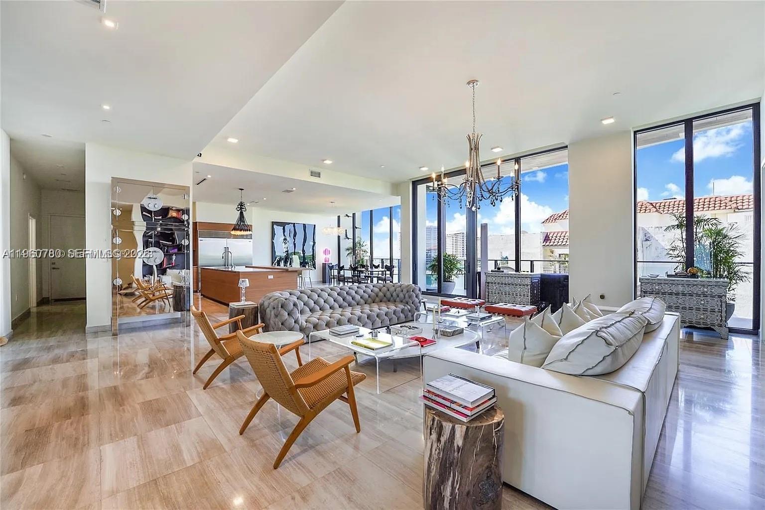 3581 E Glencoe Street 605, Coconut Grove, FL 33133, Coconut Grove