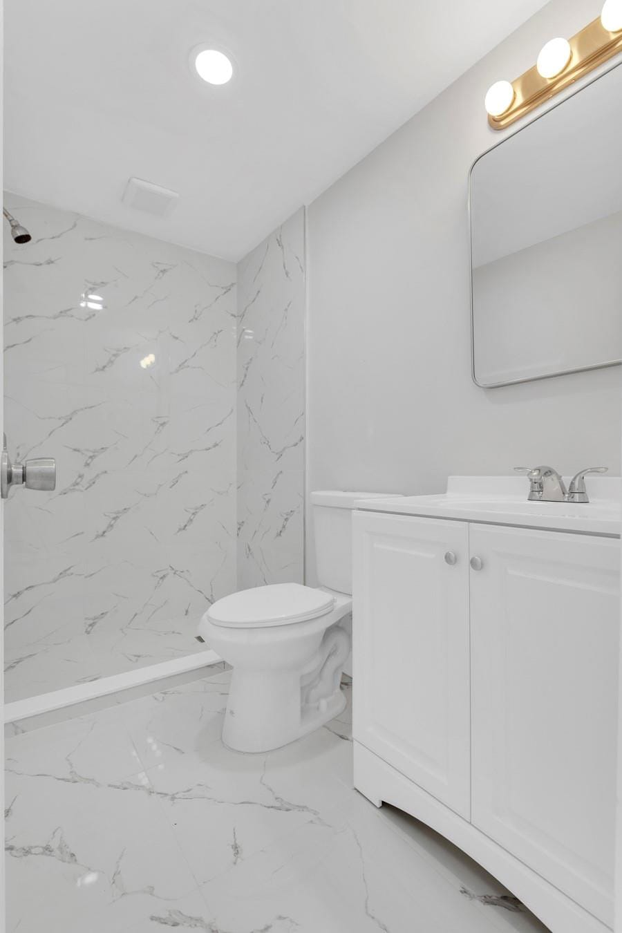 851 NW 4th Avenue — photo 12