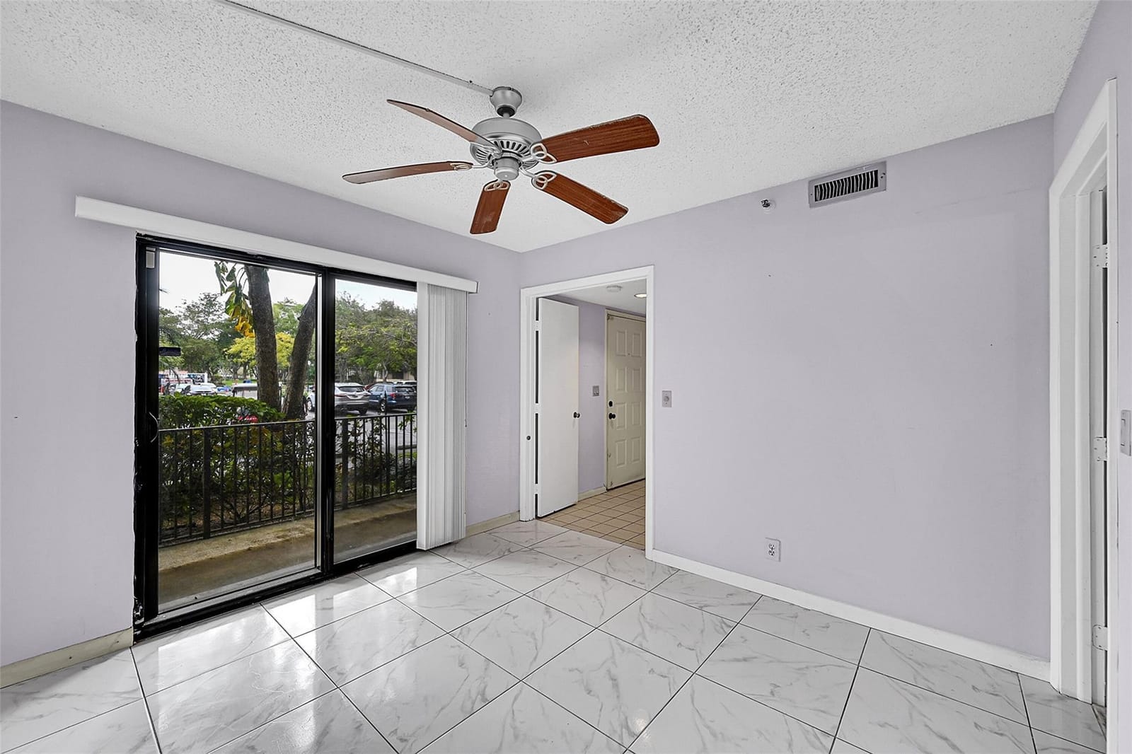 2206 S Cypress Bend Drive 102, Pompano Beach, FL 33069 photo 21