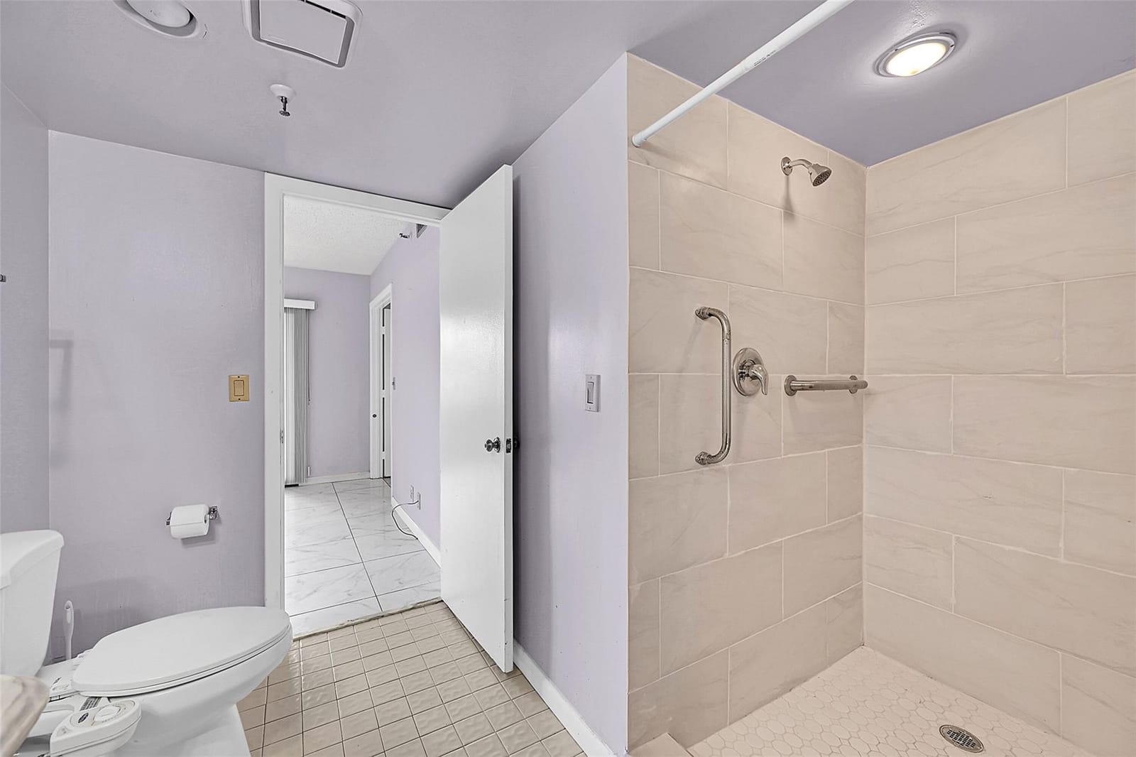 2206 S Cypress Bend Drive 102, Pompano Beach, FL 33069 photo 22